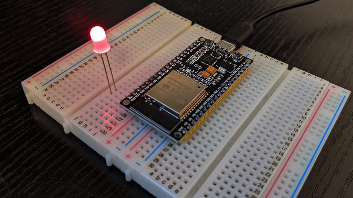 ESP32でLチカ