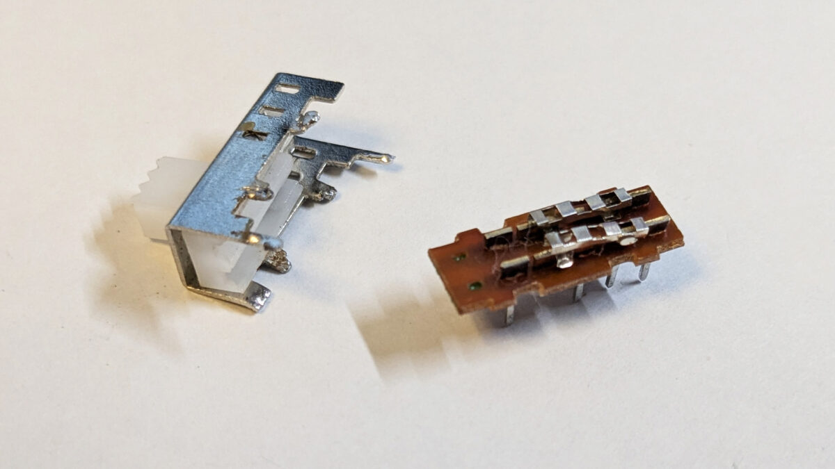 2回路3接点スライドスイッチを分解